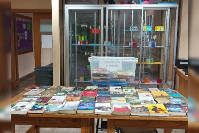 Nuestro CRA recibe Caja Viajera de la Biblioteca Pública Santiago Severín