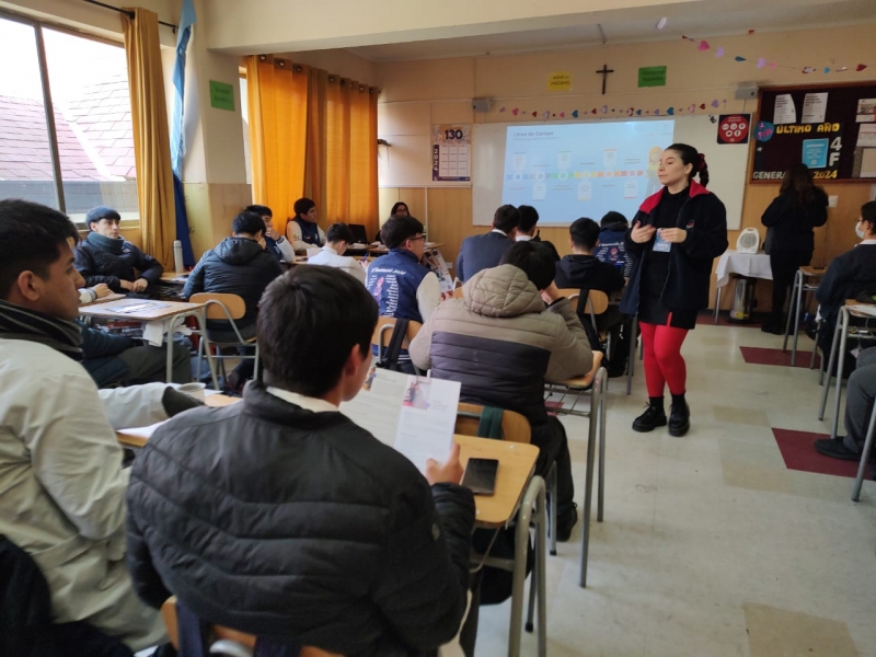 Charlas vocacionales alumnos cuarto medio