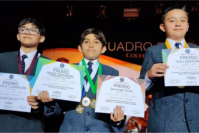 Reconociendo el Esfuerzo y los Valores de Nuestros Estudiantes de Primero a Sexto Básico