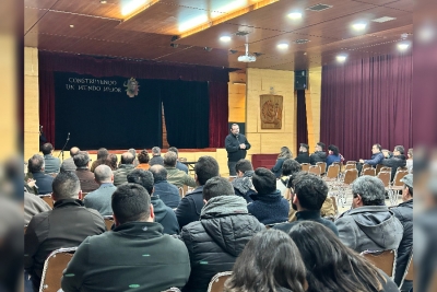 Padre Inspector se reunió con la Comunidad Educativo Pastoral