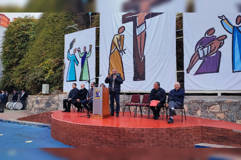 Representante de Rector Mayor dio el Buenos Días en Patio de Honor