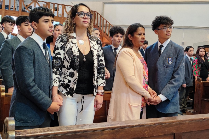 Misa de Finalización de 8° Básico: Un Nuevo Comienzo Cargado de Fe y Gratitud