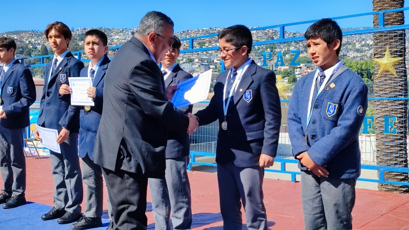 Ceremonia premiación alumnos Salesianos 2023