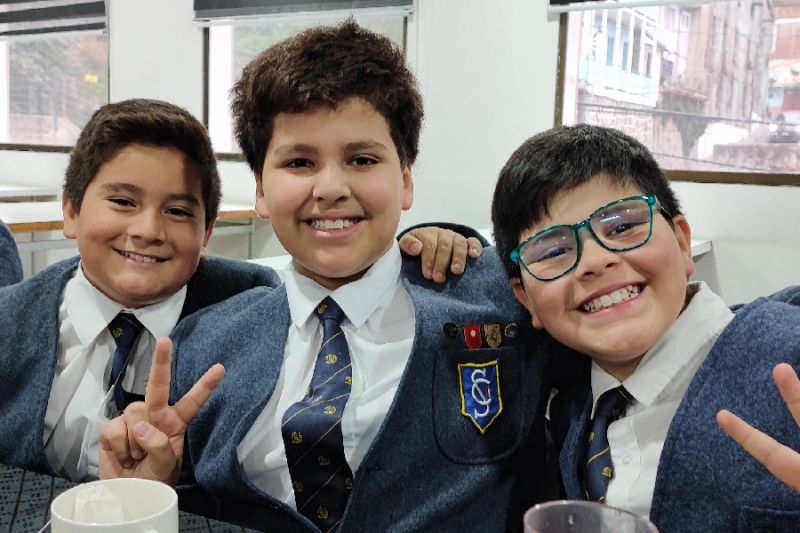 Reconocimiento a estudiantes de 5° básico por destacados resultados en la prueba SIMCE 2024